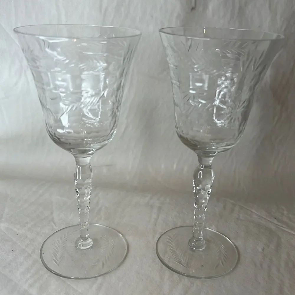 Crystal 4 Oz Wheat Starburst Liquor Vintage Glass 2 3/4 Diameter 6 In Tall
